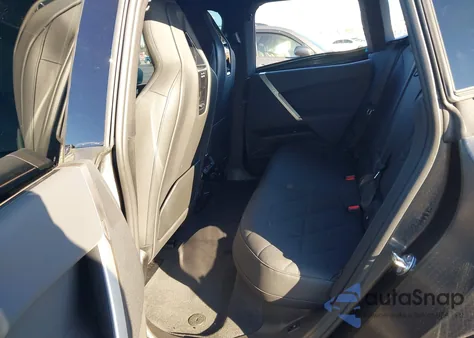 2023 BMW Ix xDrive50 z USA, uszkodzony, nr VIN WB523CF07PCM51181